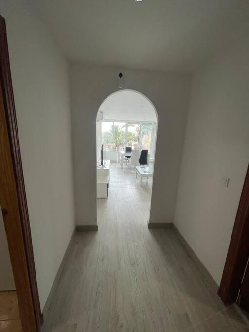 Nice Apartment Near The Sea Torrevieja Luaran gambar